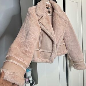 PRETTY LITTLE THING AVATAR FLUFFY JACKET